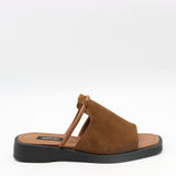MULES PLATES EN DAIM CUIR