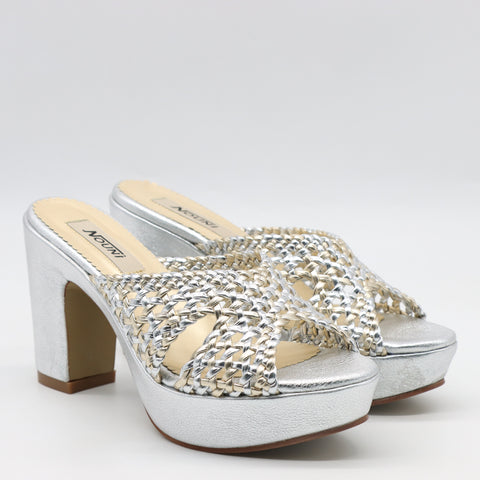 SANDALES À TALONS EN CUIR TRESSÉS