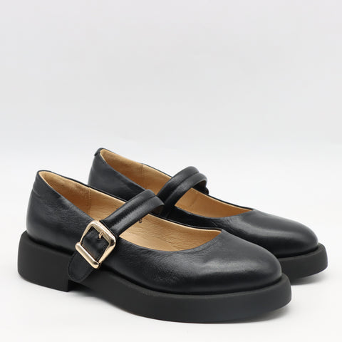 BABIES EN CUIR