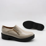 CHAUSSURES À ÉLASTIQUE EN CUIR VERNIS