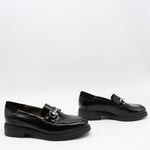 CHAUSSURES EN CUIR VERNIS