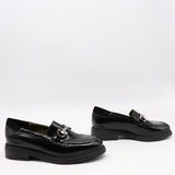 CHAUSSURES EN CUIR VERNIS