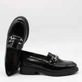 CHAUSSURES EN CUIR VERNIS