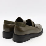 CHAUSSURES EN CUIR