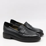 CHAUSSURES EN CUIR