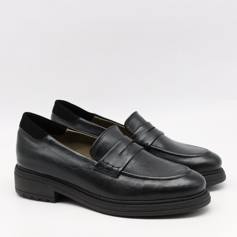 CHAUSSURES EN CUIR