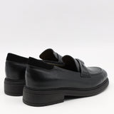 CHAUSSURES EN CUIR
