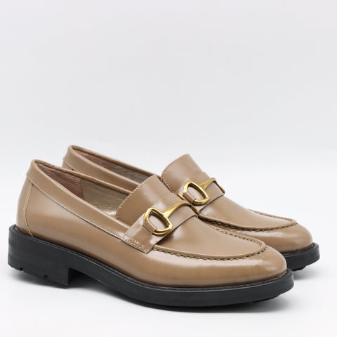 MOCASSINS EN CUIR ET MORS DORÉ