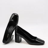ESCARPINS EN CUIR VERNIS ET BOUT CARRÉ