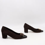 ESCARPINS EN DAIM CUIR ET BOUT POINTU EN CUIR VERNIS