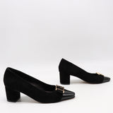 ESCARPINS EN DAIM CUIR ET BOUT POINTU EN CUIR VERNIS