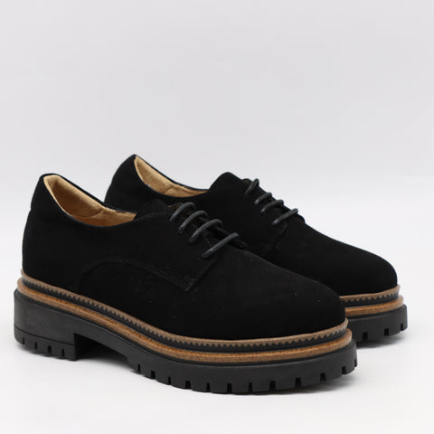 DERBIES EN DAIM CUIR ET SEMELLE CRANTÉE