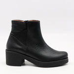 BOTTINES EN CUIR À TALONS CARRÉE