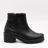 BOTTINES EN CUIR À TALONS CARRÉE