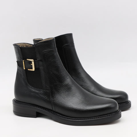 BOTTINES EN CUIR