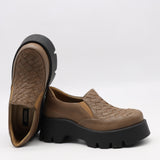 CHAUSSURES EN CUIR À SEMELLE CRANTÉE