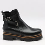 BOTTINES EN CUIR À SEMELLES CRANTÉE