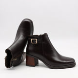 BOTTINES EN CUIR À TALONS CARRÉE