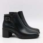 BOTTINES EN CUIR À TALONS CARRÉE