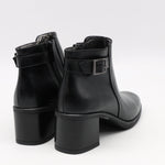 BOTTINES EN CUIR À TALONS CARRÉE