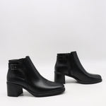 BOTTINES EN CUIR À TALONS CARRÉE