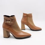 BOTTINES À TALONS ET BOUT POINTU EN CUIR