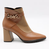 BOTTINES À TALONS ET BOUT POINTU EN CUIR