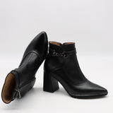 BOTTINES À TALONS ET BOUT POINTU EN CUIR