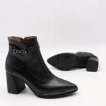 BOTTINES À TALONS ET BOUT POINTU EN CUIR