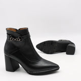 BOTTINES À TALONS ET BOUT POINTU EN CUIR