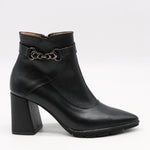 BOTTINES À TALONS ET BOUT POINTU EN CUIR