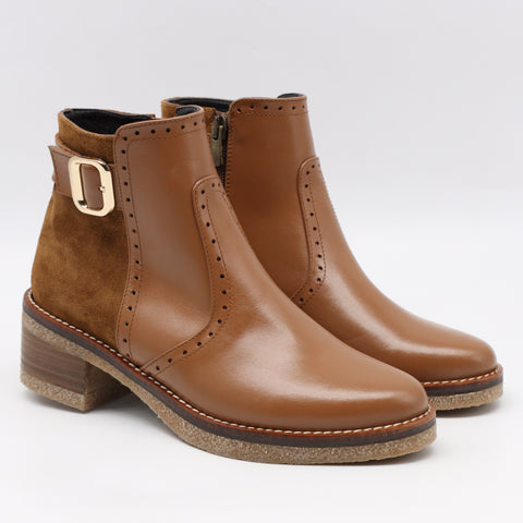 BOTTINES EN CUIR
