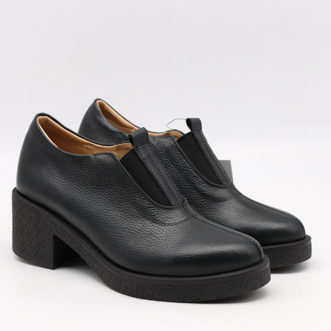 CHAUSSURES EN CUIR
