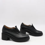 CHAUSSURES EN CUIR