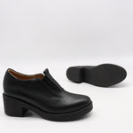 CHAUSSURES EN CUIR