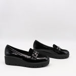 CHAUSSURES COMPENSÉES EN CUIR VERNIS