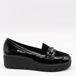 CHAUSSURES COMPENSÉES EN CUIR VERNIS
