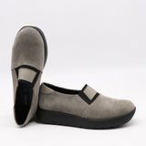 BASKETS EN DAIM CUIR