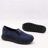 BASKETS EN DAIM CUIR