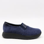 BASKETS EN DAIM CUIR