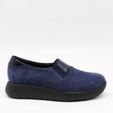 BASKETS EN DAIM CUIR