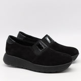 BASKETS EN DAIM CUIR