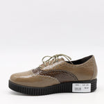 CHAUSSURES À LACETS EN CUIR VERNIS FROISSÉE