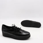 CHAUSSURES À LACETS EN CUIR VERNIS FROISSÉE