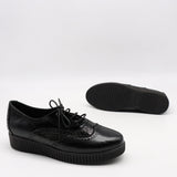 CHAUSSURES À LACETS EN CUIR VERNIS FROISSÉE
