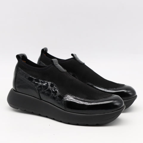 BASKETS EN STRETCH ET CUIR VERNIS