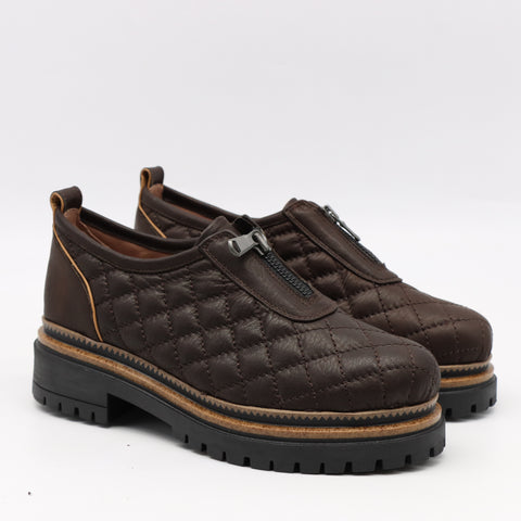 CHAUSSURES MATELASSÉE EN CUIR ET FERMETURE DEVANT