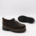 CHAUSSURES MATELASSÉE EN CUIR ET FERMETURE DEVANT