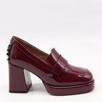 ESCARPINS À TALONS ET BOUT  EN CUIR VERNIS