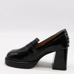 ESCARPINS À TALONS ET BOUT  EN CUIR VERNIS